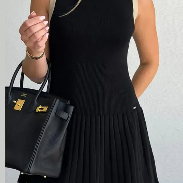 Elegant Sleeveless Knitted Mini Dress